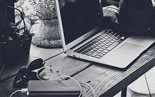 米乐m6官网入口登录-勇士队再次惨败，库里离场受伤引不小忧虑，勇士队库里战绩